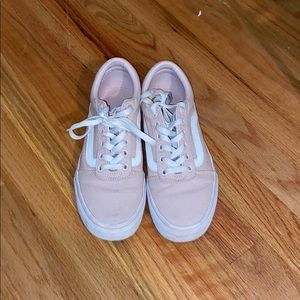 Women’s pink vans